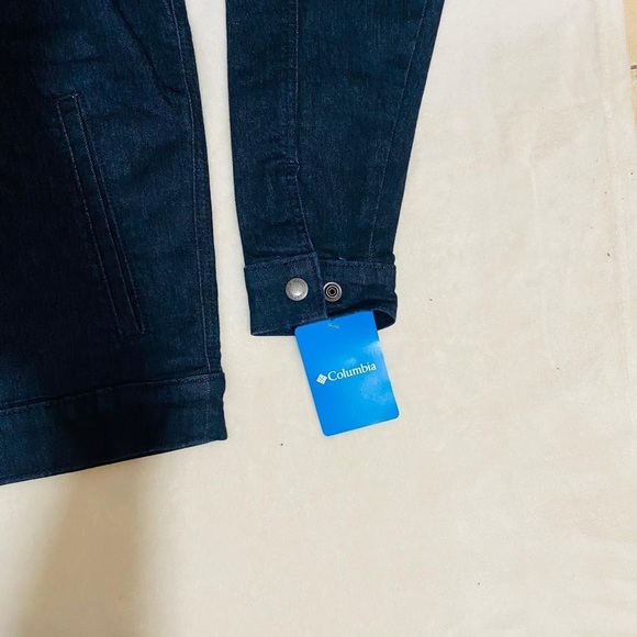 Columbia winter denim trucker 
Very thick jacket - Picture 4 of 5